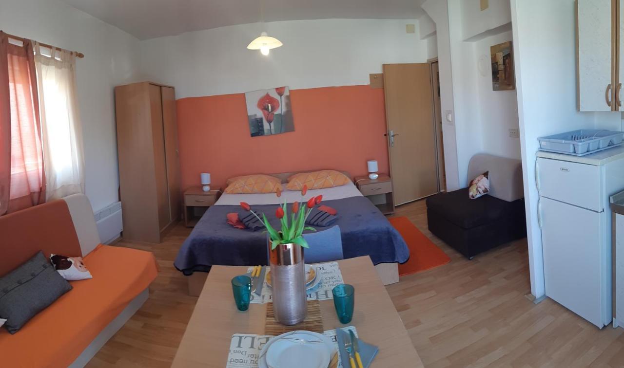 Apartments Lans Vodice Eksteriør bilde