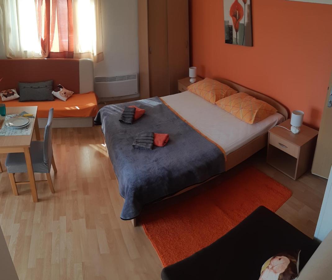 Apartments Lans Vodice Eksteriør bilde