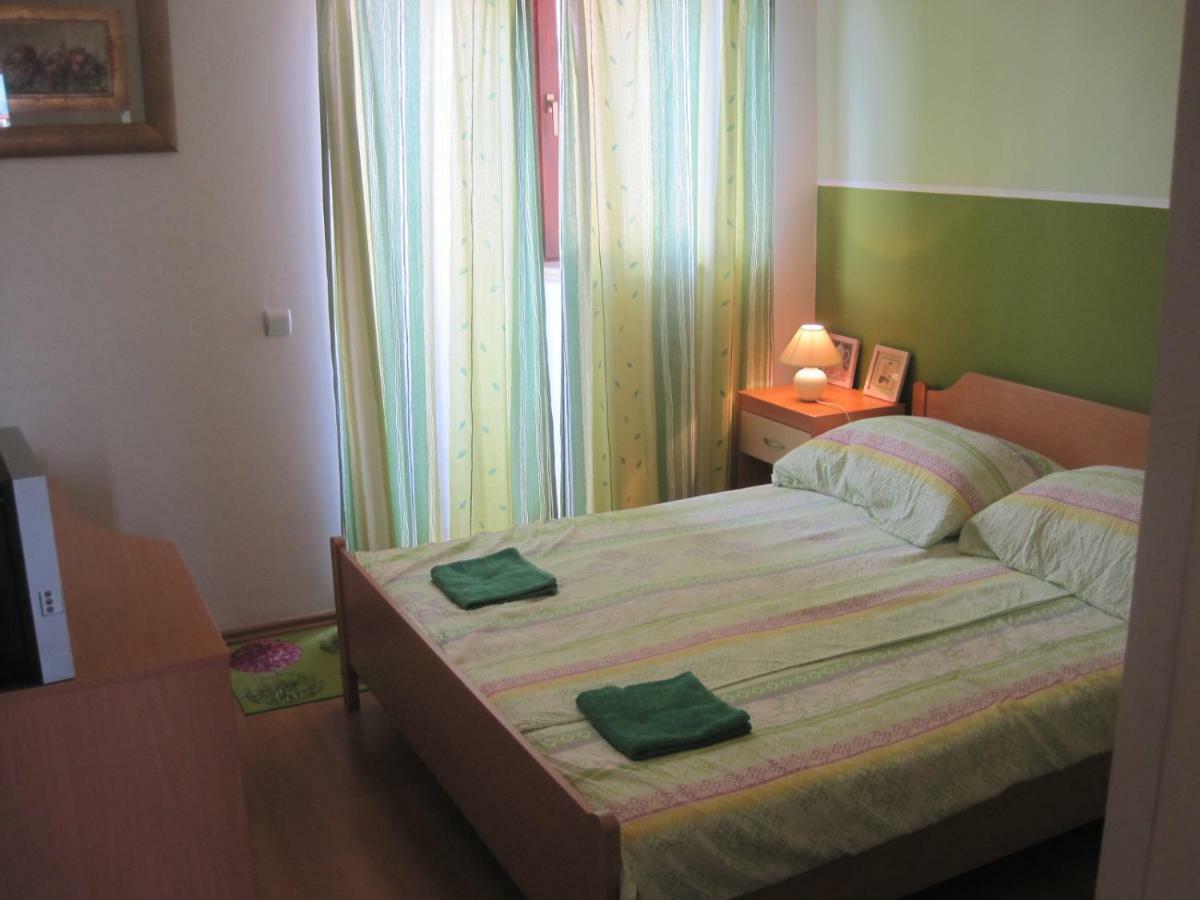 Apartments Lans Vodice Eksteriør bilde