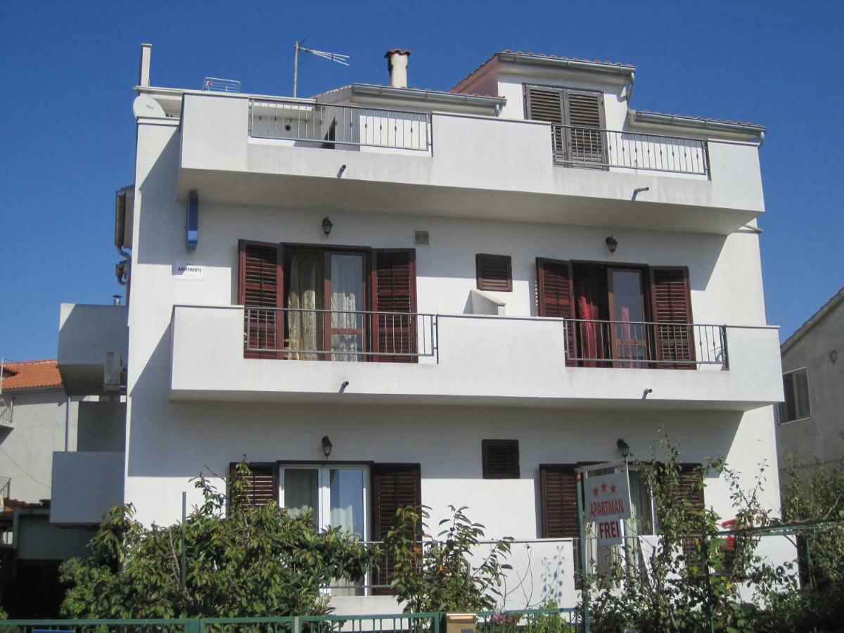 Apartments Lans Vodice Eksteriør bilde