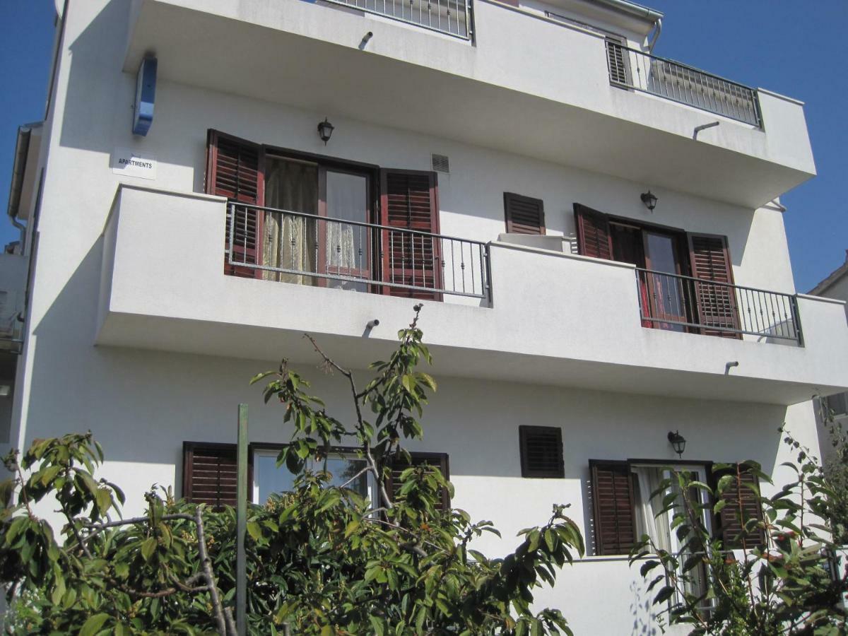 Apartments Lans Vodice Eksteriør bilde