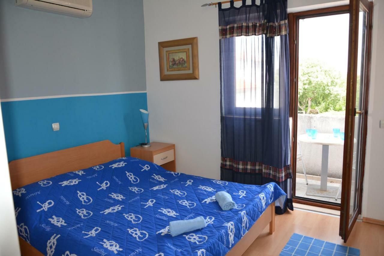 Apartments Lans Vodice Eksteriør bilde